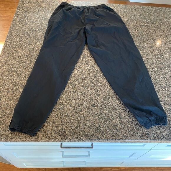 NIKE Men's Black Jogger Pants Drawstring Waist Zip at ankle Size XXL - Picture 8 of 11